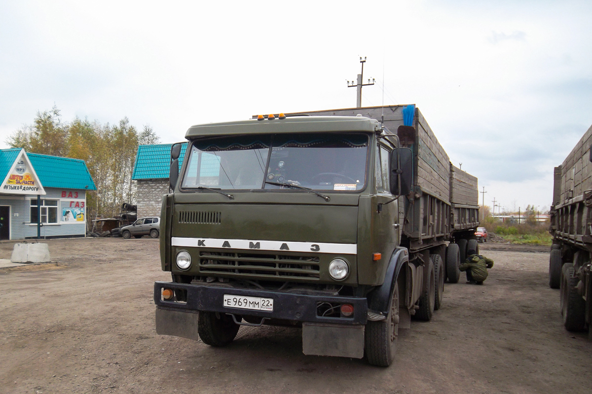 Алтайский край, № Е 969 ММ 22 — КамАЗ-5320
