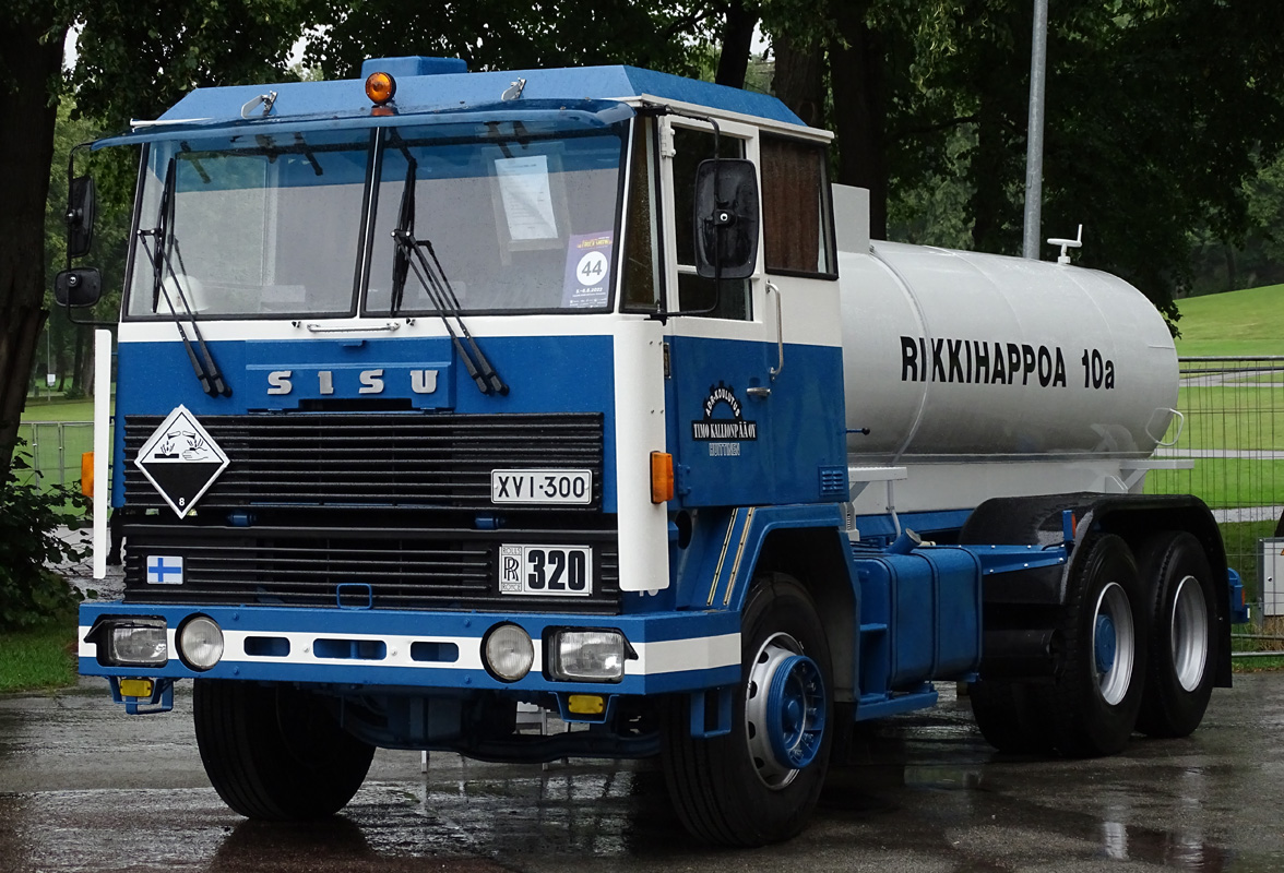 Финляндия, № XVI-300 — Sisu M162; Эстония — Tallinn Truck Show 2022
