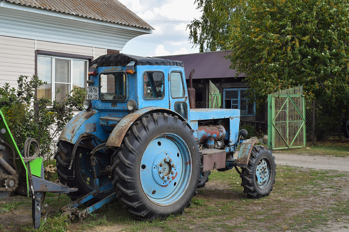 Алтайский край, № 3616 ЕК 22 — Т-40АМ