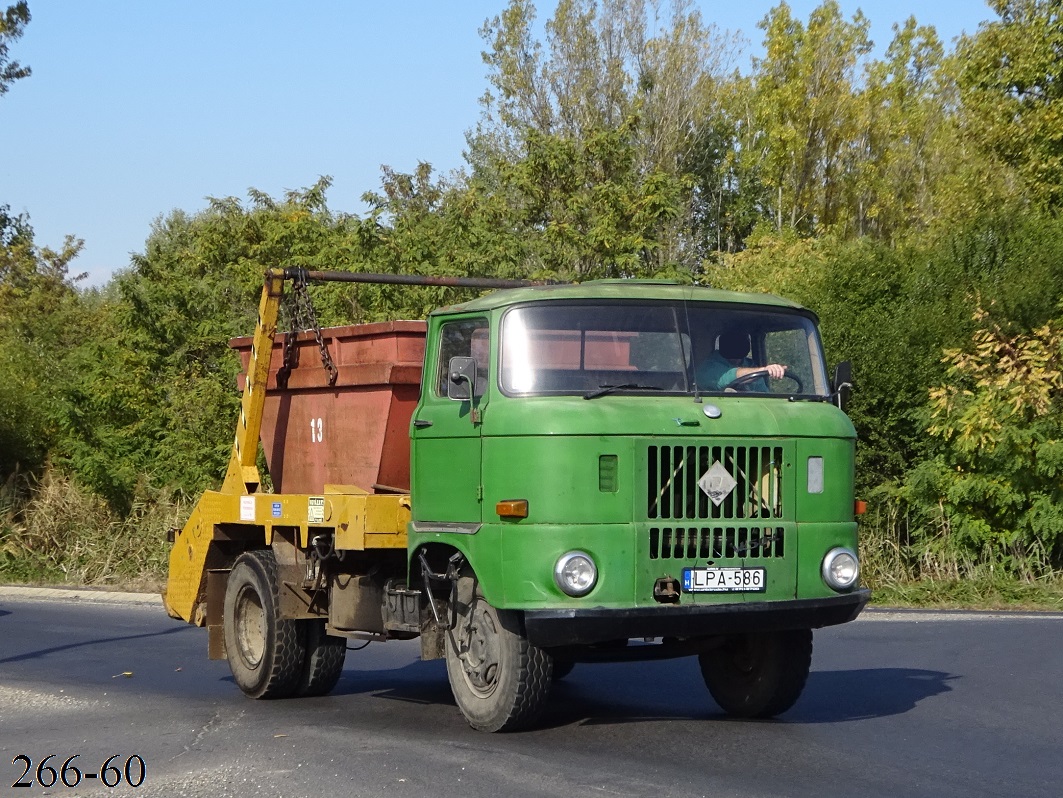 Венгрия, № LPA-586 — IFA W50L/K; Венгрия — Сбор винограда в Венгрии