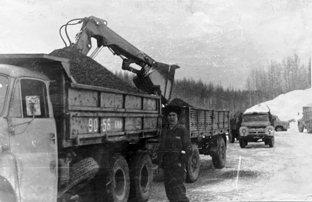 Коми, № 90-56 КМЛ — Tatra 148 S3; Коми — Исторические фотографии (Разное)