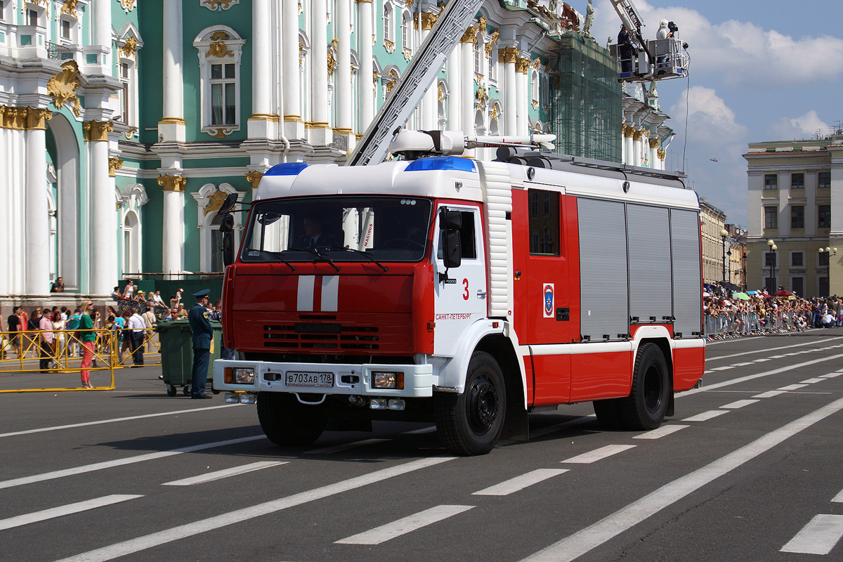 Санкт-Петербург, № В 703 АВ 178 — КамАЗ-43253-A3(96); Санкт-Петербург — Парад, посвящённый 210-летию со дня образования пожарной охраны Санкт‑Петербурга (29.06.2013)
