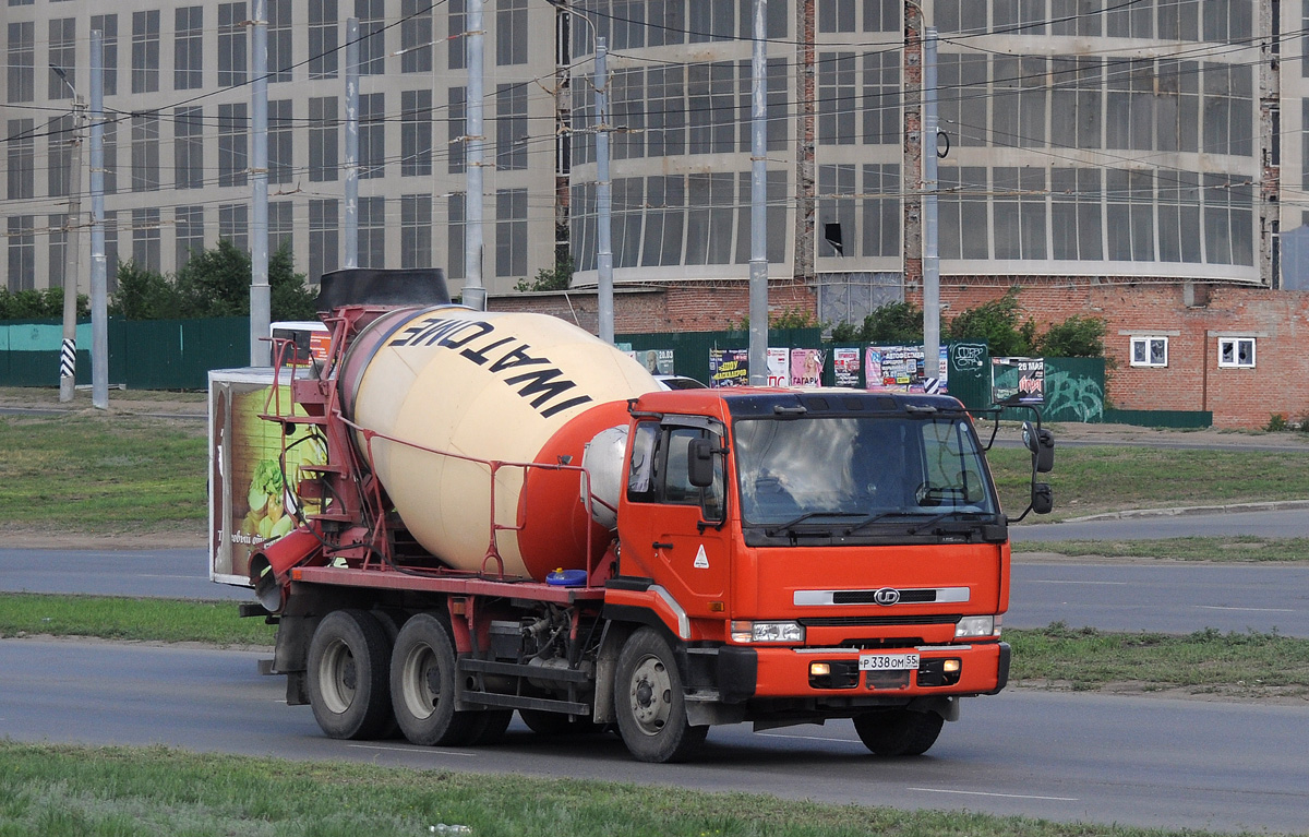 Омская область, № Р 338 ОМ 55 — Nissan Diesel (общая модель)