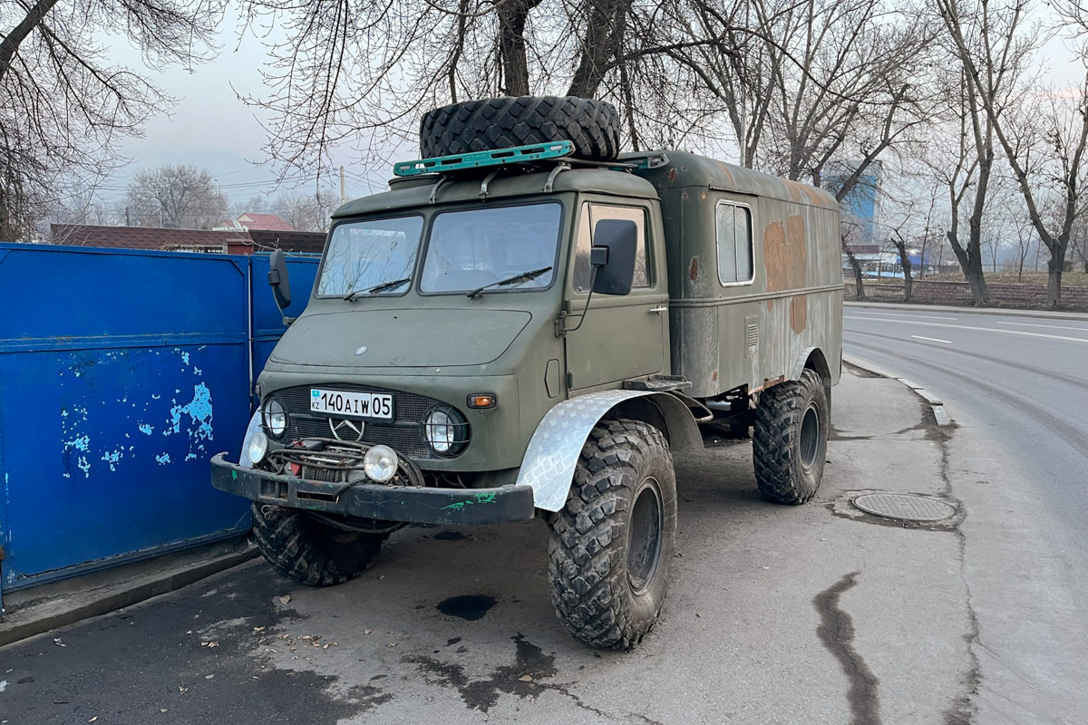 Алматинская область, № 140 AIW 05 — Mercedes-Benz Unimog (общ.м)