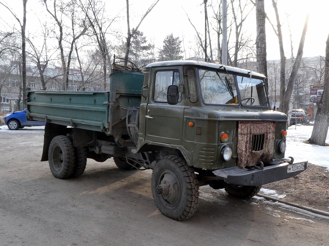 Хабаровский край, № М 123 КС 27 — ГАЗ-66-31