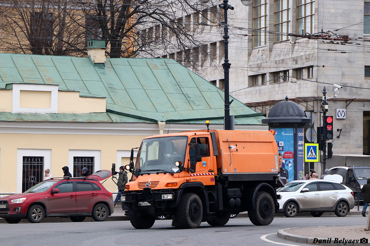 Санкт-Петербург, № 956 — Mercedes-Benz Unimog U400