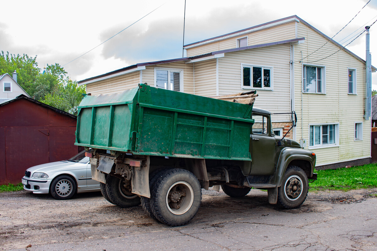 Московская область, № А 054 ХТ 150 — ЗИЛ-495810