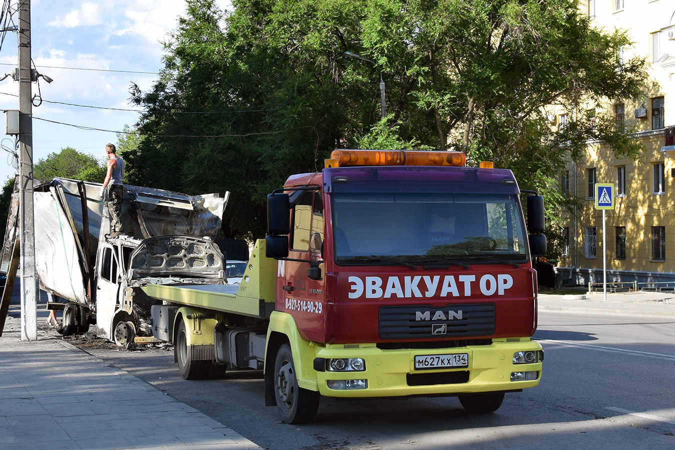 Волгоградская область, № М 627 КХ 134 — MAN LE 10.220