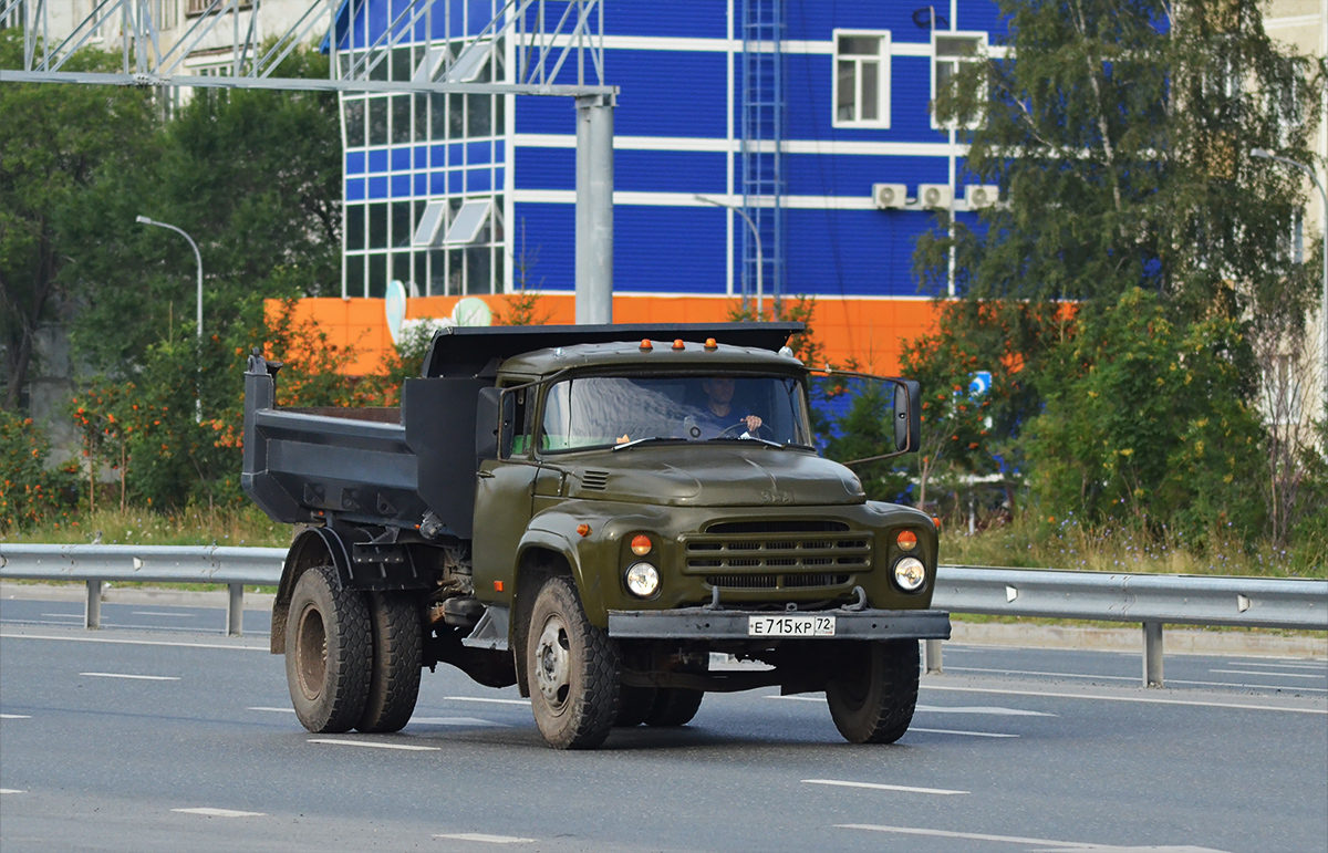 Тюменская область, № Е 715 КР 72 — ЗИЛ-495710