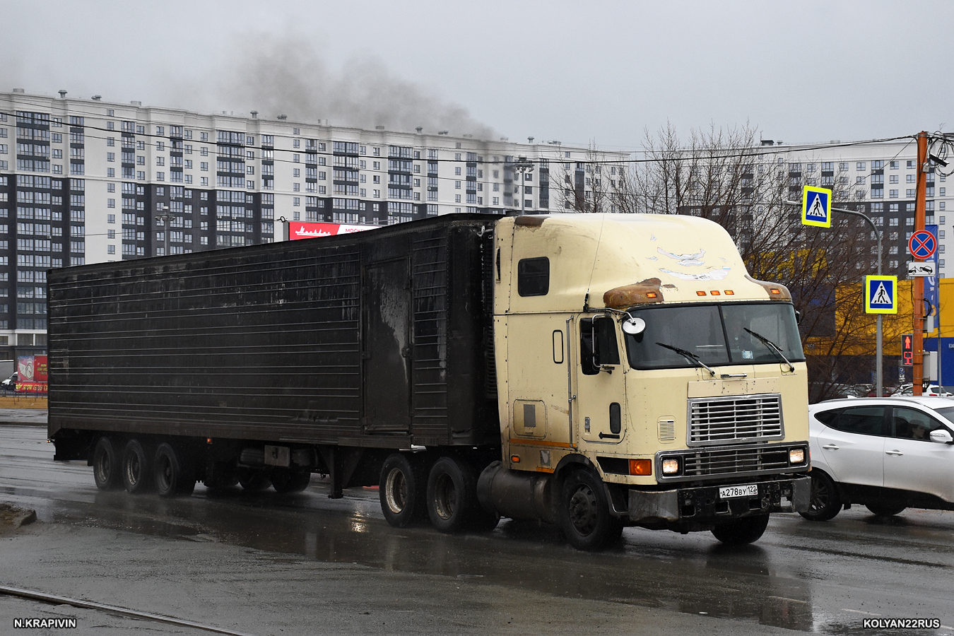 Алтайский край, № А 278 ВУ 122 — International 9800