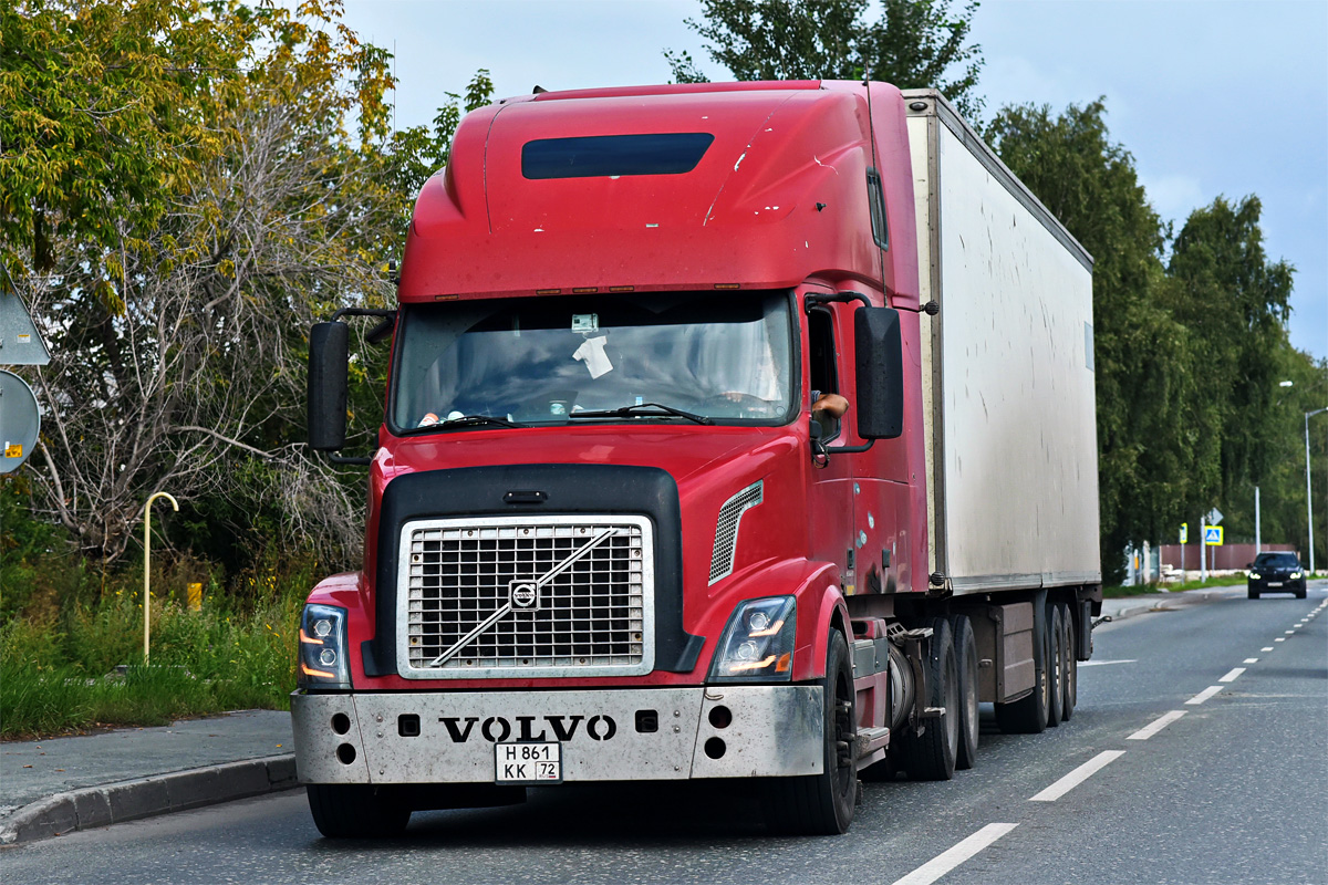 Тюменская область, № Н 861 КК 72 — Volvo VN (Общая модель)