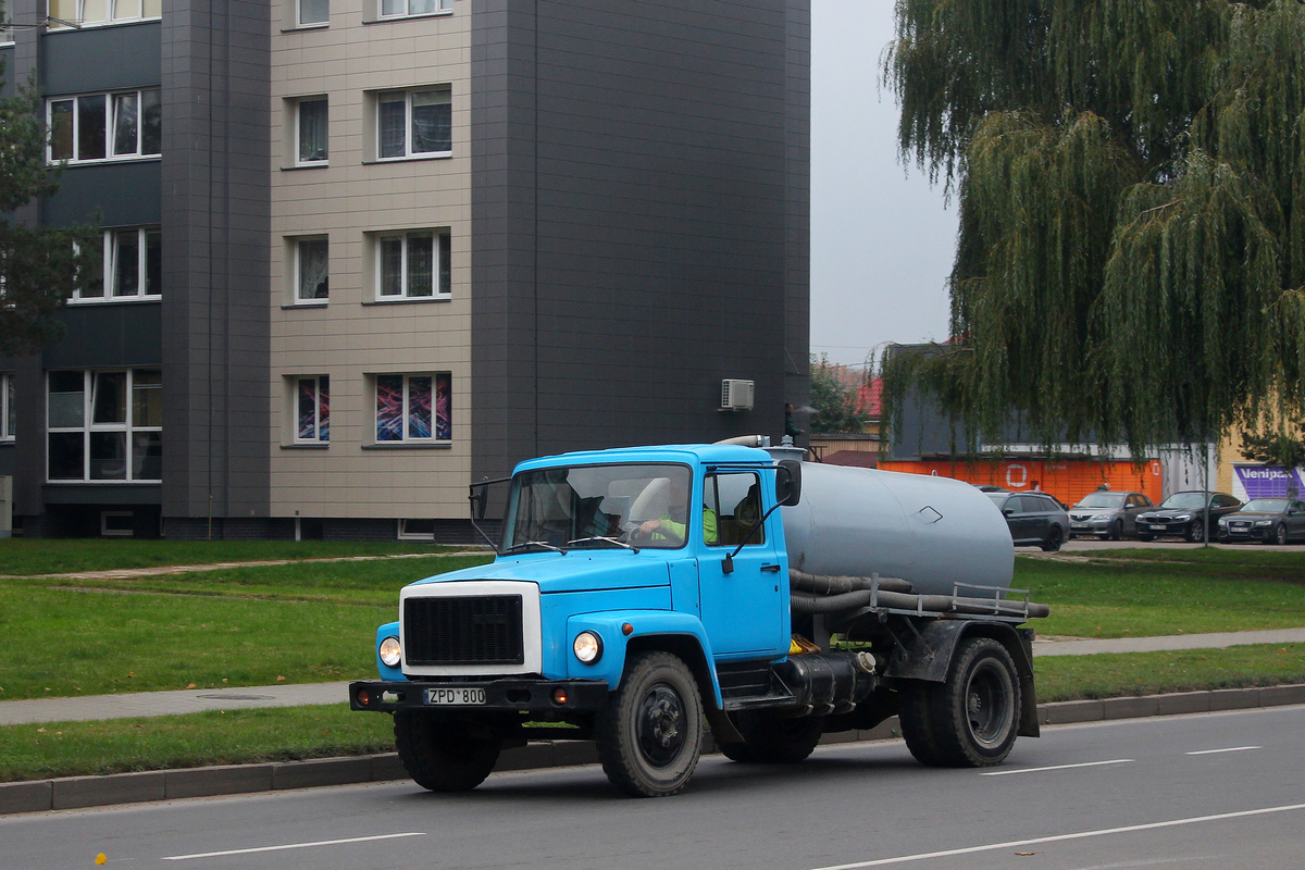 Литва, № ZPD 800 — ГАЗ-3307