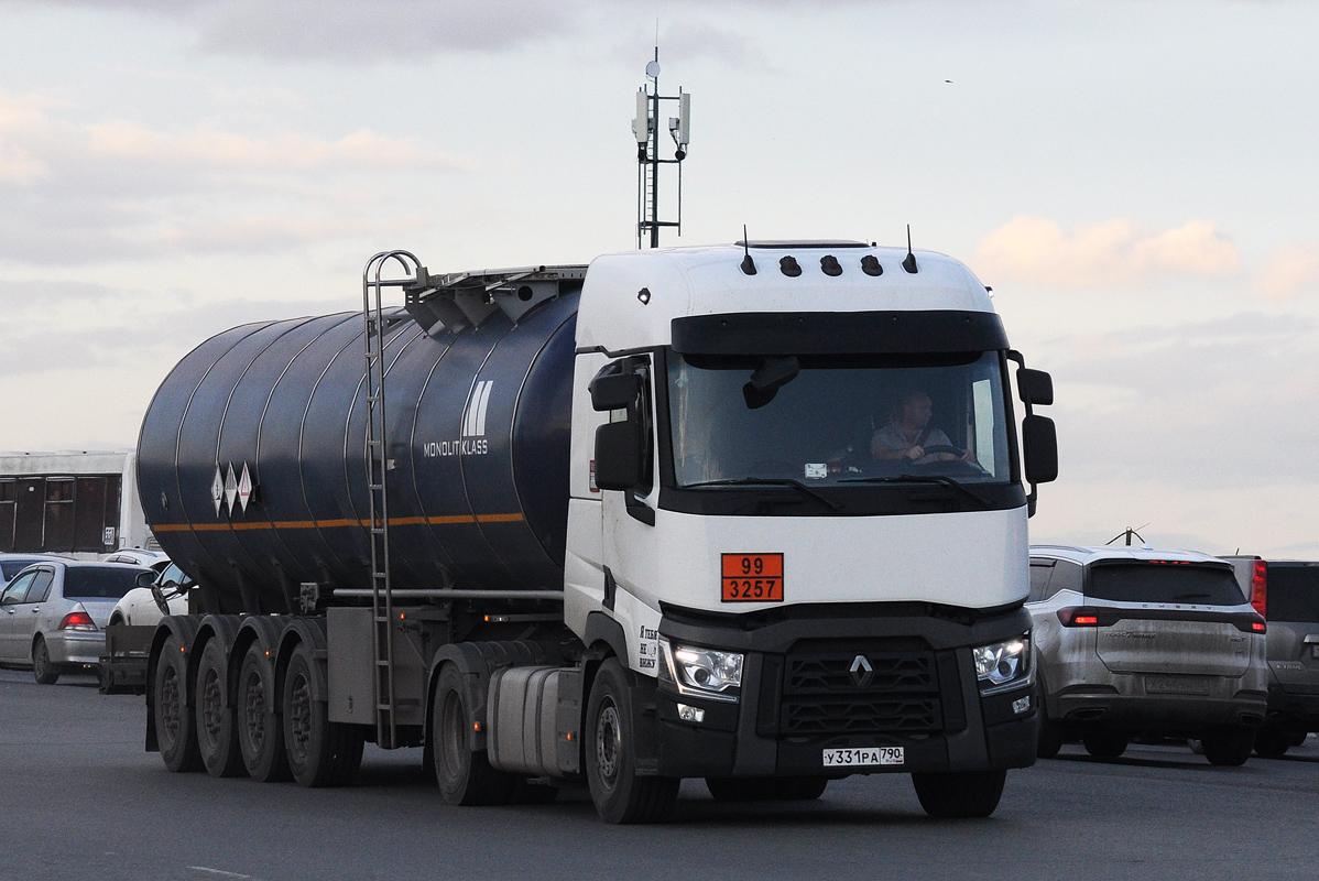 Московская область, № У 331 РА 790 — Renault T-Series ('2013)
