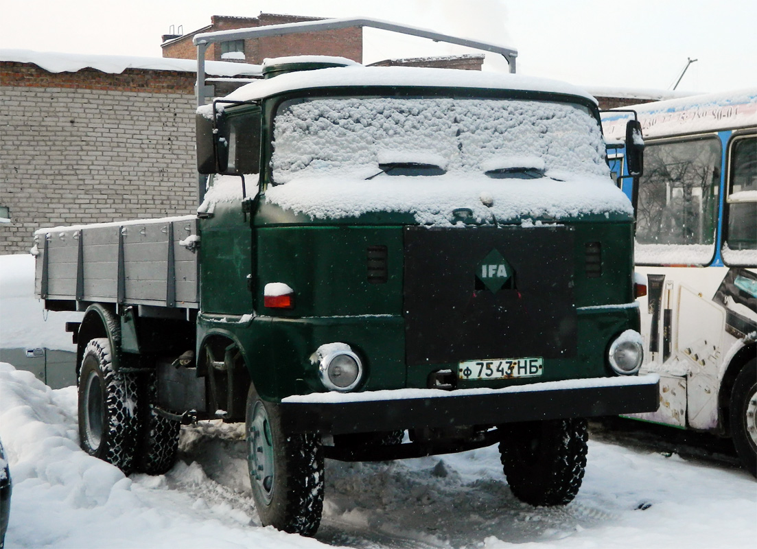 Новосибирская область, № Ф 7543 НБ — IFA W50L