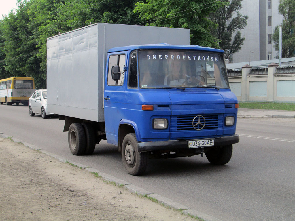 Днепропетровская область, № 034-30 АВ — Mercedes-Benz T2 ('1967) 508