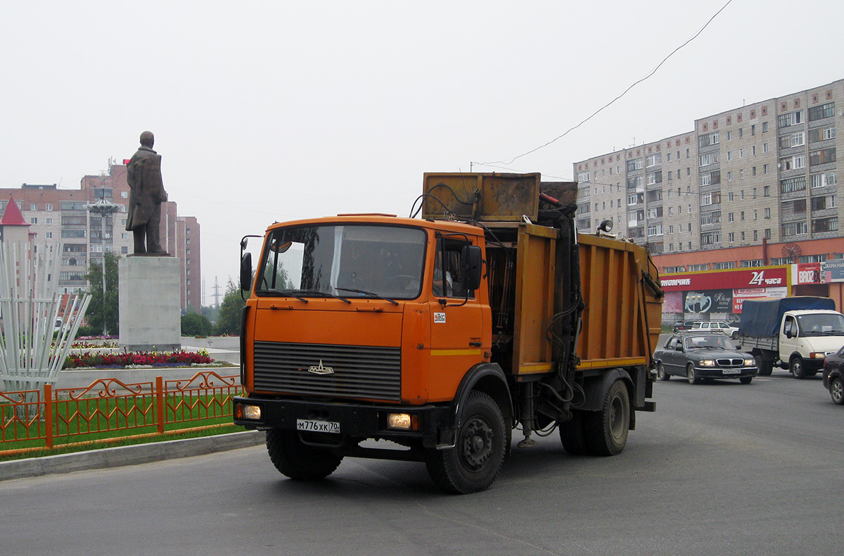 Томская область, № М 776 ХК 70 — МАЗ-533702
