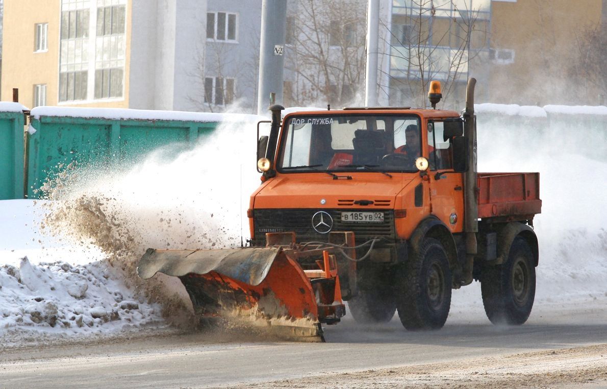 Башкортостан, № В 185 УВ 02 — Mercedes-Benz Unimog U1400