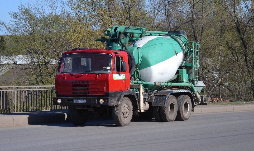 Башкортостан, № М 444 УО 102 — Tatra 815 P14