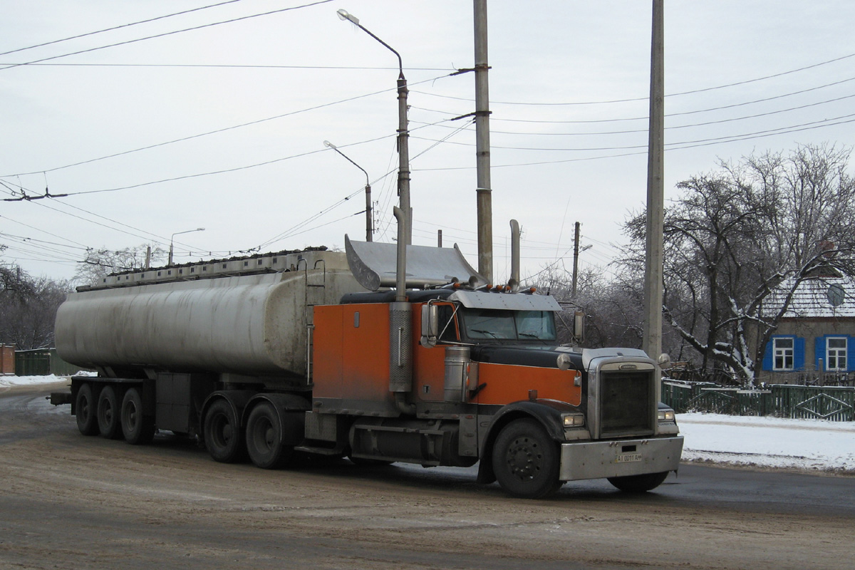 Киевская область, № АІ 0011 АМ — Freightliner FLD 132 Classic XL