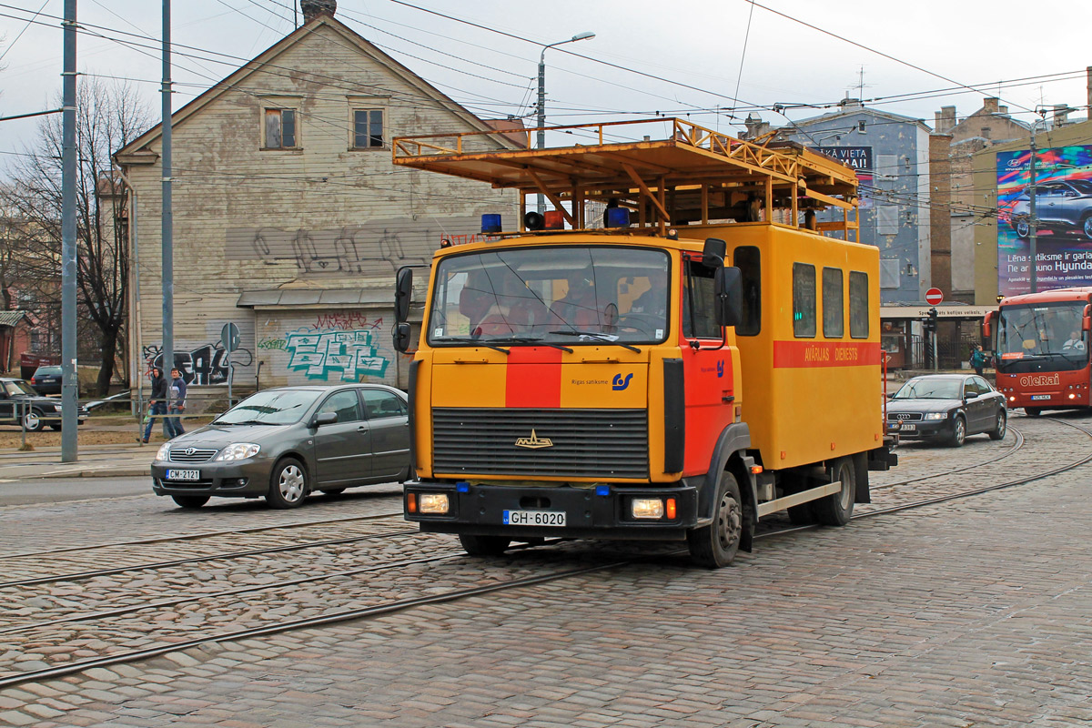 Латвия, № 84410 — МАЗ-437030