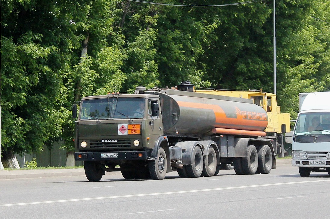 Алматы, № 036 AN 02 — КамАЗ-5410
