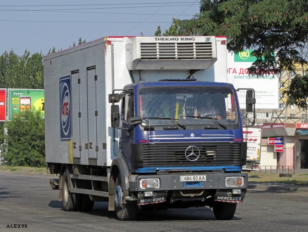 Днепропетровская область, № 484-82 АА — Mercedes-Benz SK 1824