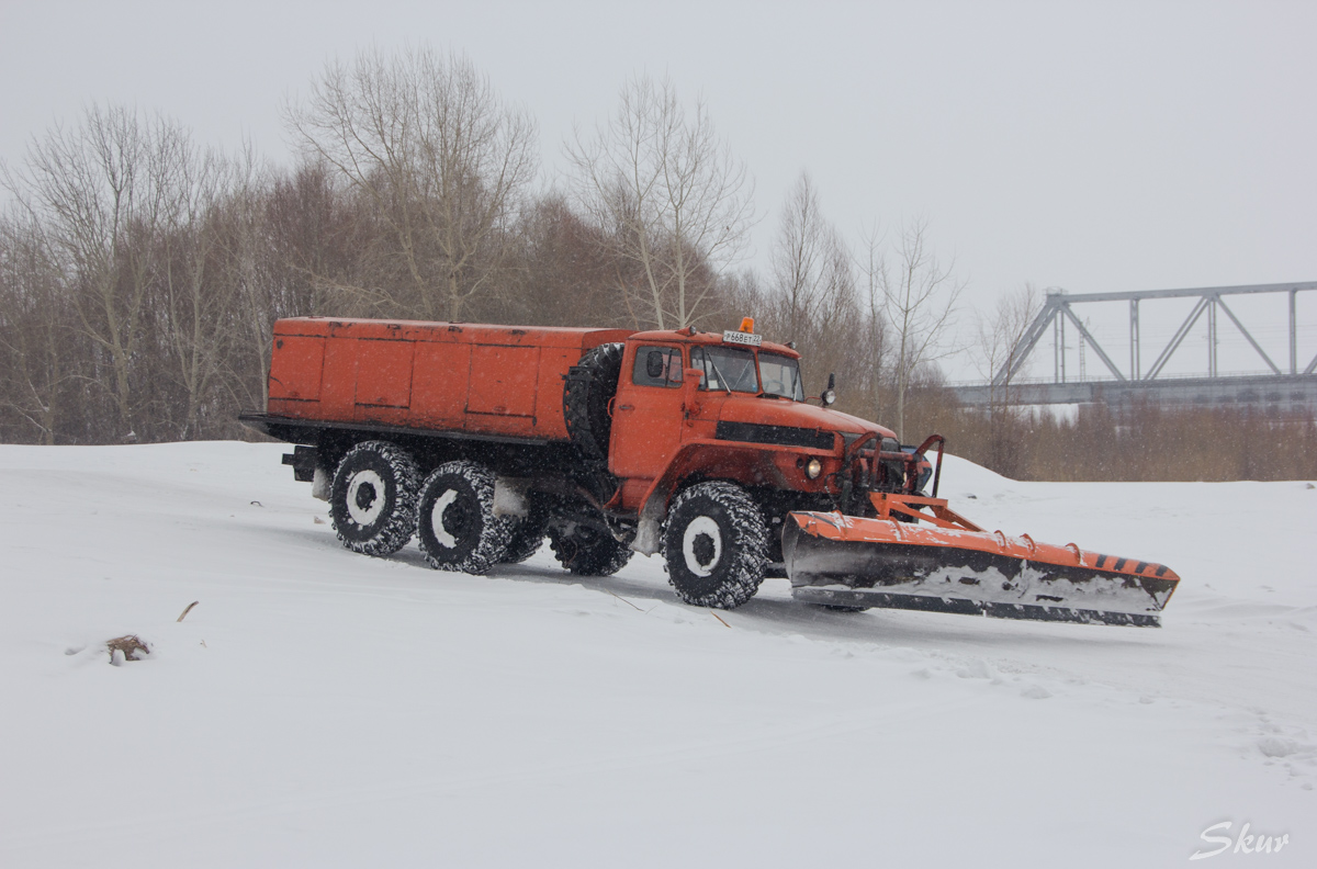 Алтайский край, № Р 668 ЕТ 22 — Урал-375Е