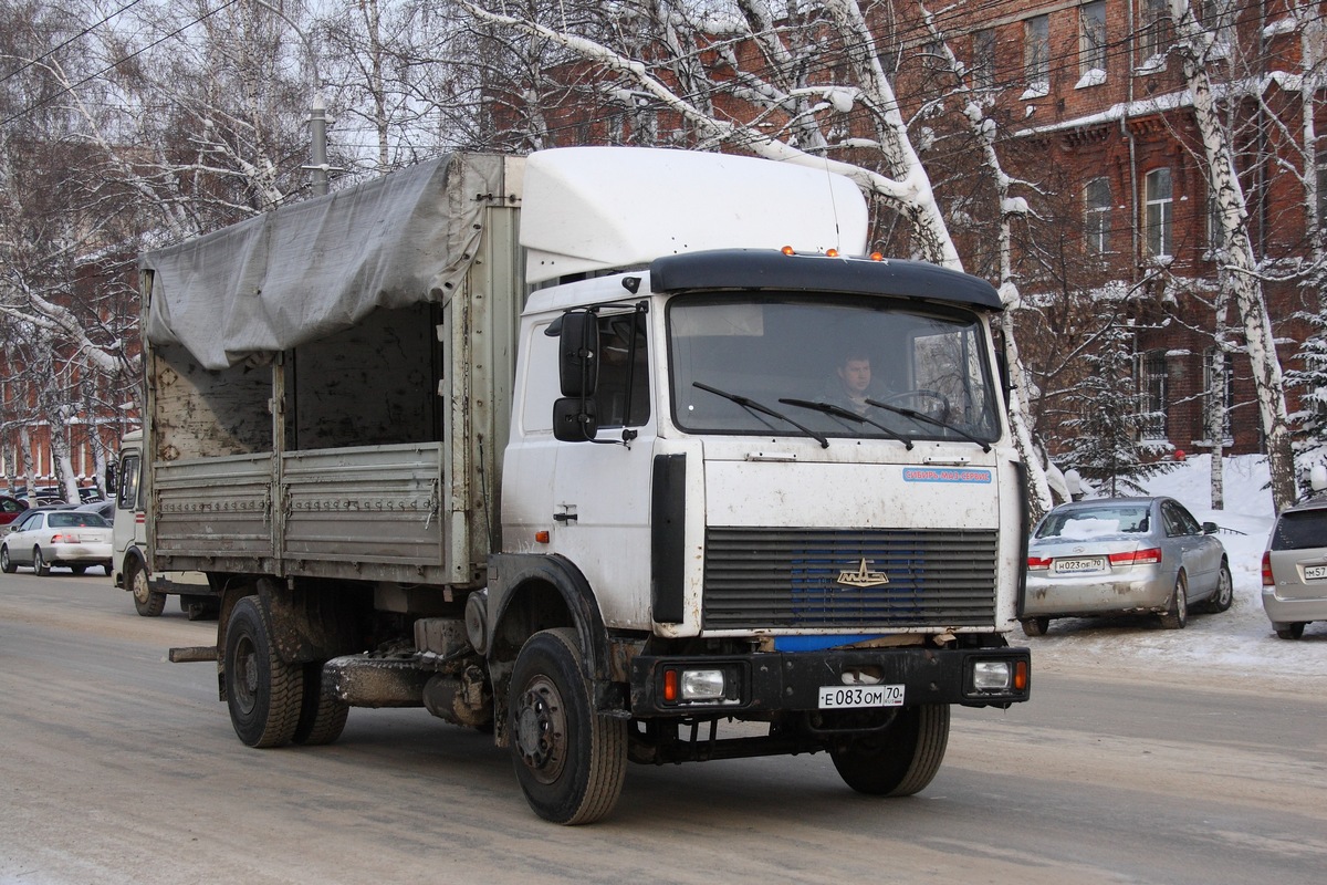 Томская область, № Е 083 ОМ 70 — МАЗ-5336A5