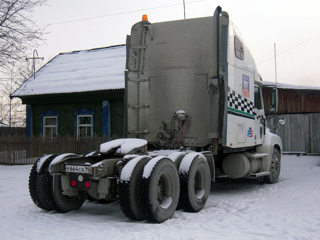 Свердловская область, № У 664 СА 96 — Freightliner Century Class