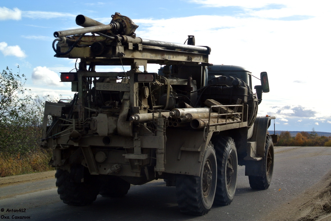 Сахалинская область, № В 687 НВ 65 — Урал-4320-01