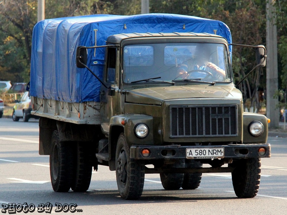 Алматы, № A 580 NRM — ГАЗ-33073