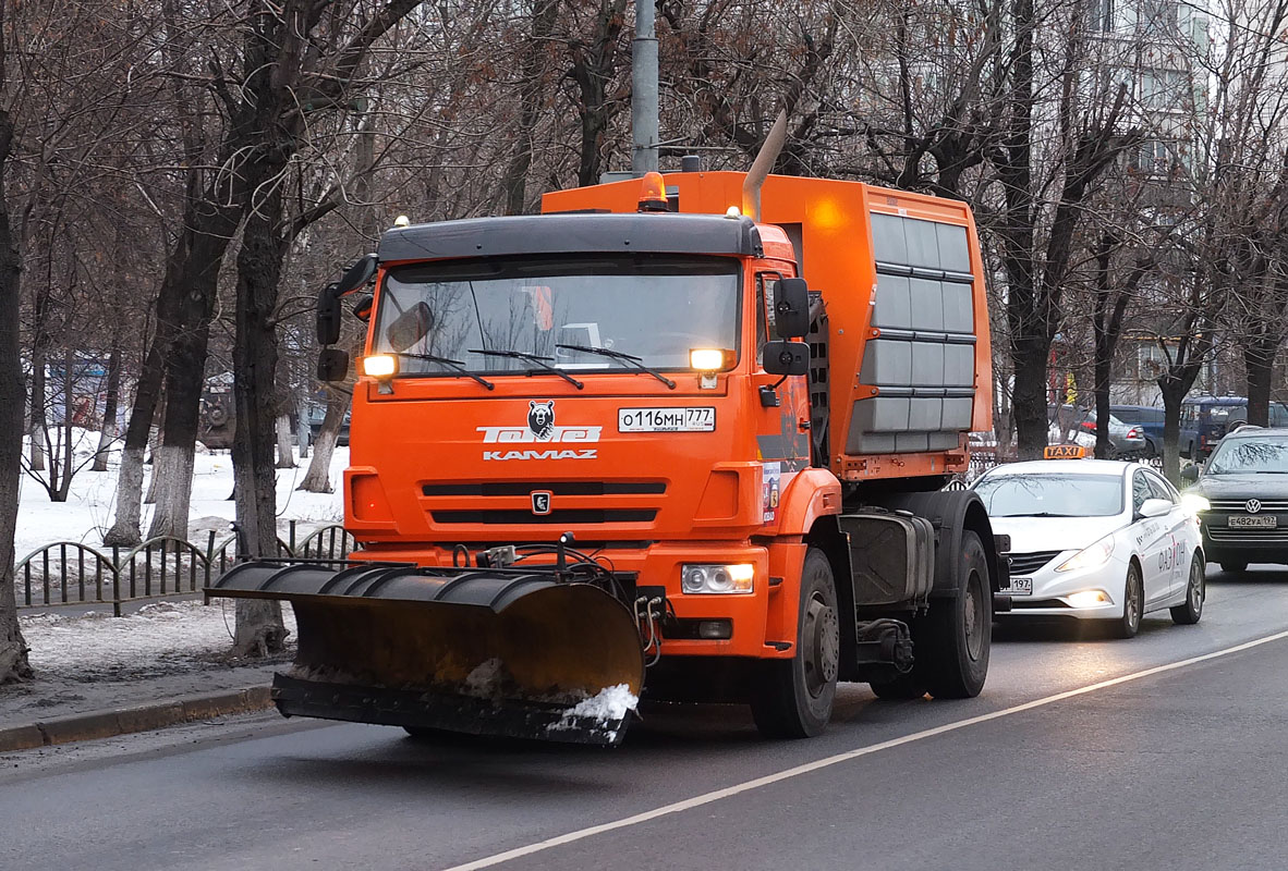 Москва, № О 116 МН 777 — КамАЗ-53605-A4(23)