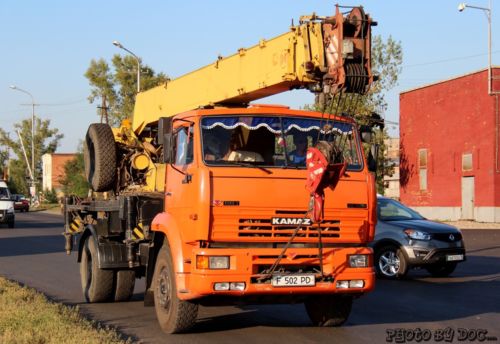 Восточно-Казахстанская область, № F 502 PD — КамАЗ-53605-15 [53605R]