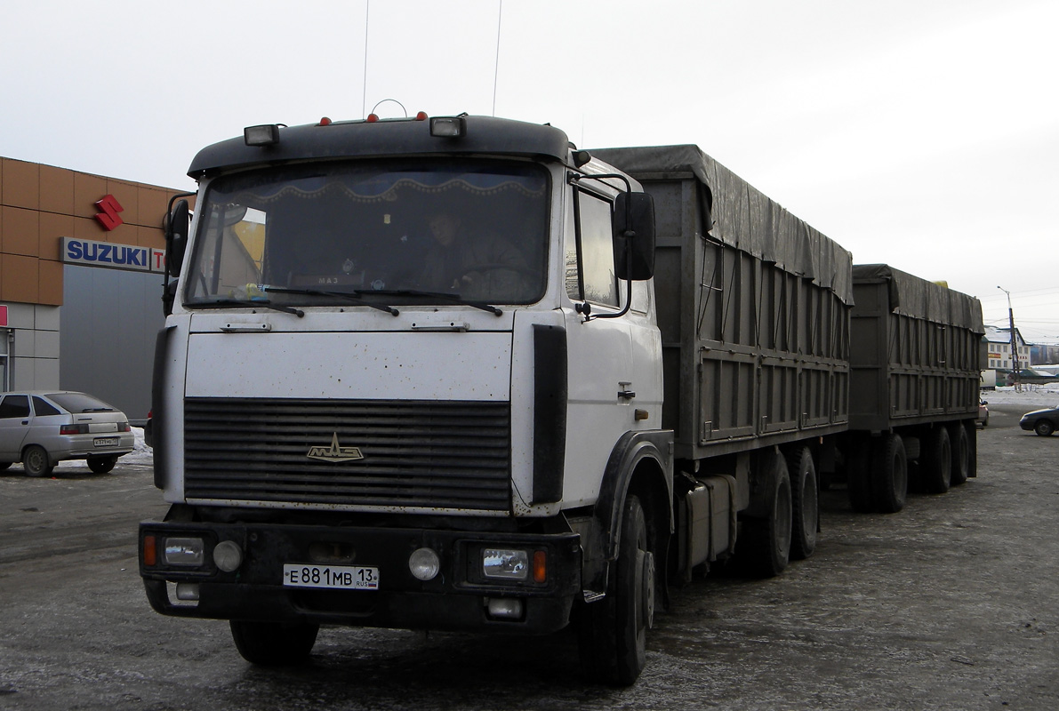 Мордовия, № Е 881 МВ 13 — МАЗ-5516A8