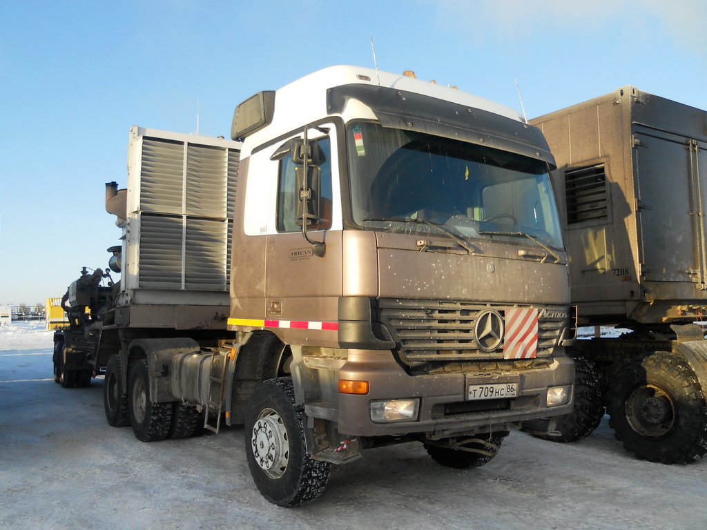 Ханты-Мансийский автоном.округ, № 3003 — Mercedes-Benz Actros ('1997) 3340
