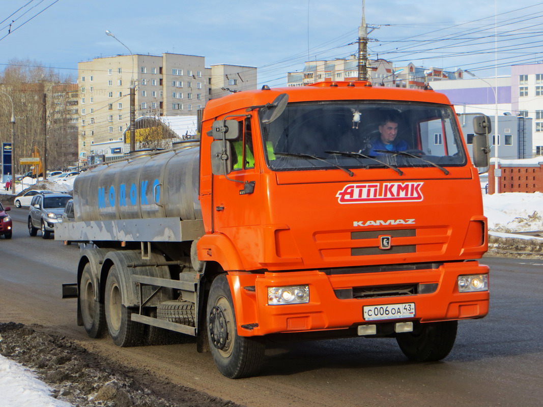 Кировская область, № С 006 ОА 43 — КамАЗ-65115-D3(97)