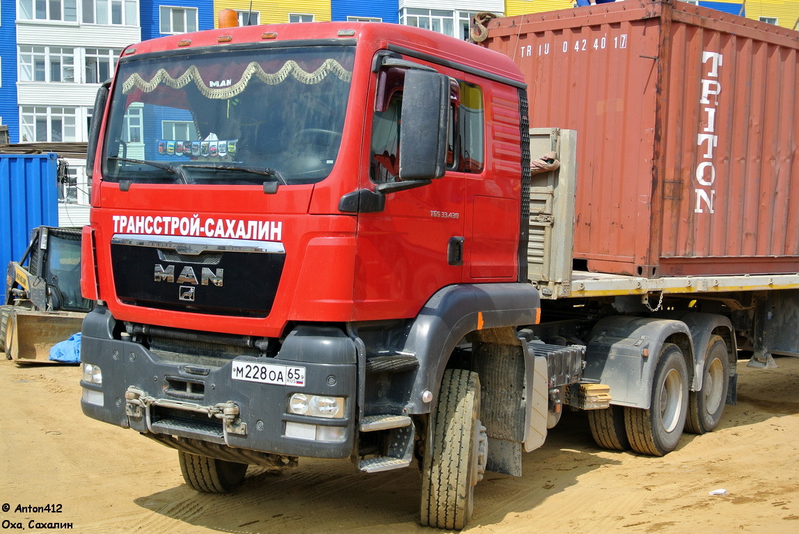 Сахалинская область, № М 228 ОА 65 — MAN TGS 33.430