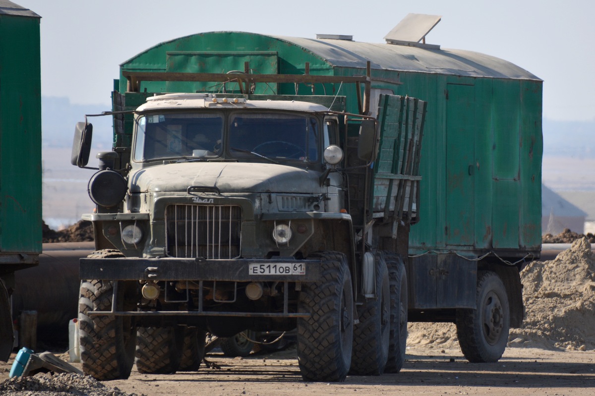 Ростовская область, № Е 511 ОВ 61 — Урал-375Н