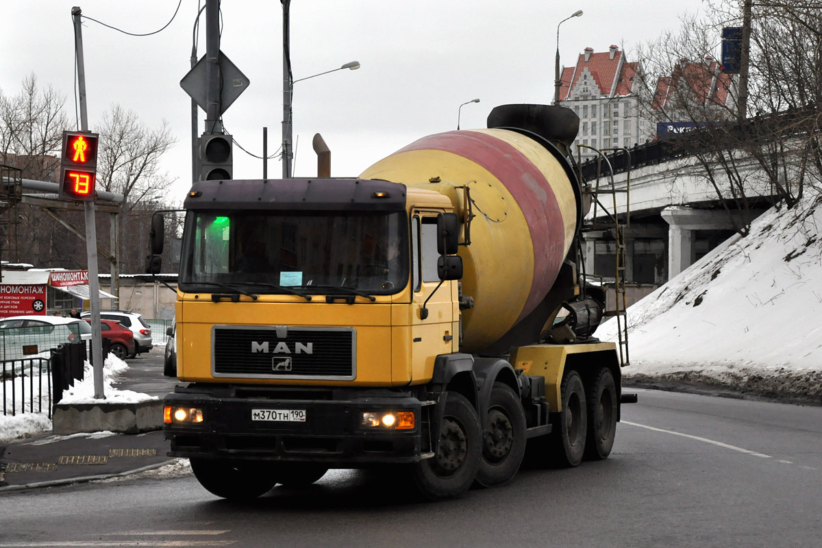 Московская область, № М 370 ТН 190 — MAN F2000 32.xxx (общая)