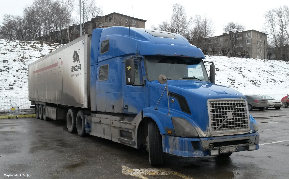 Московская область, № О 802 ЕН 190 — Volvo VNL780