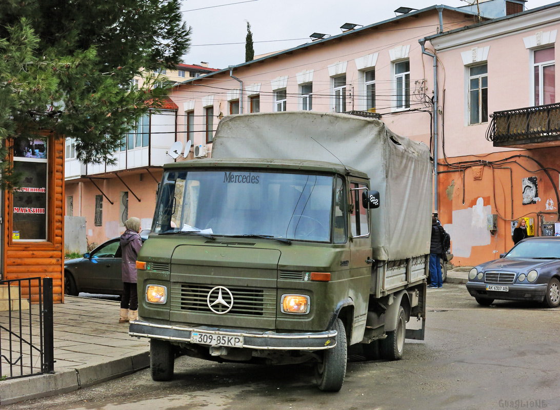 Крым, № 309-85 КР — Mercedes-Benz T2 ('1967) 508