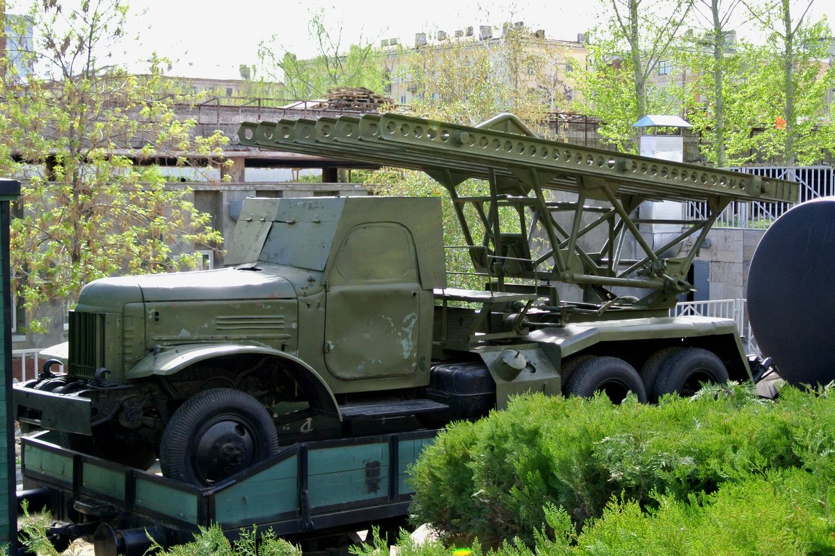 Волгоградская область, № (34) Б/Н 0003 — ЗИС-151; Техника на постаментах, памятники (Волгоградская область); Транспортные средства без номеров (Волгоградская область)