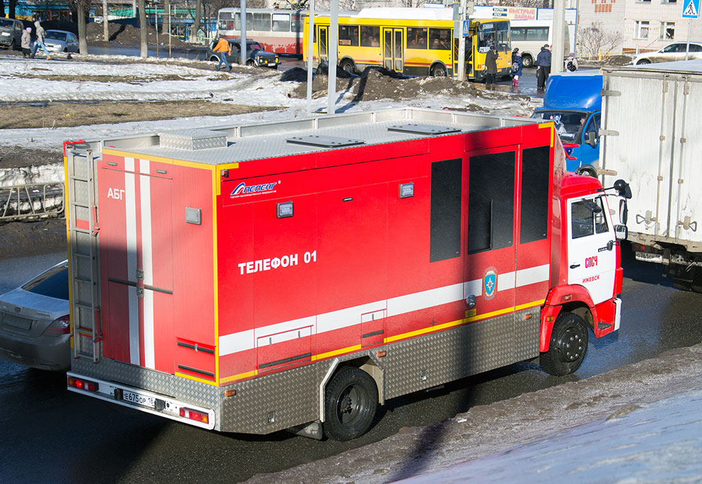 Удмуртия, № Е 675 ОР 18 — КамАЗ-4308-C4(25)