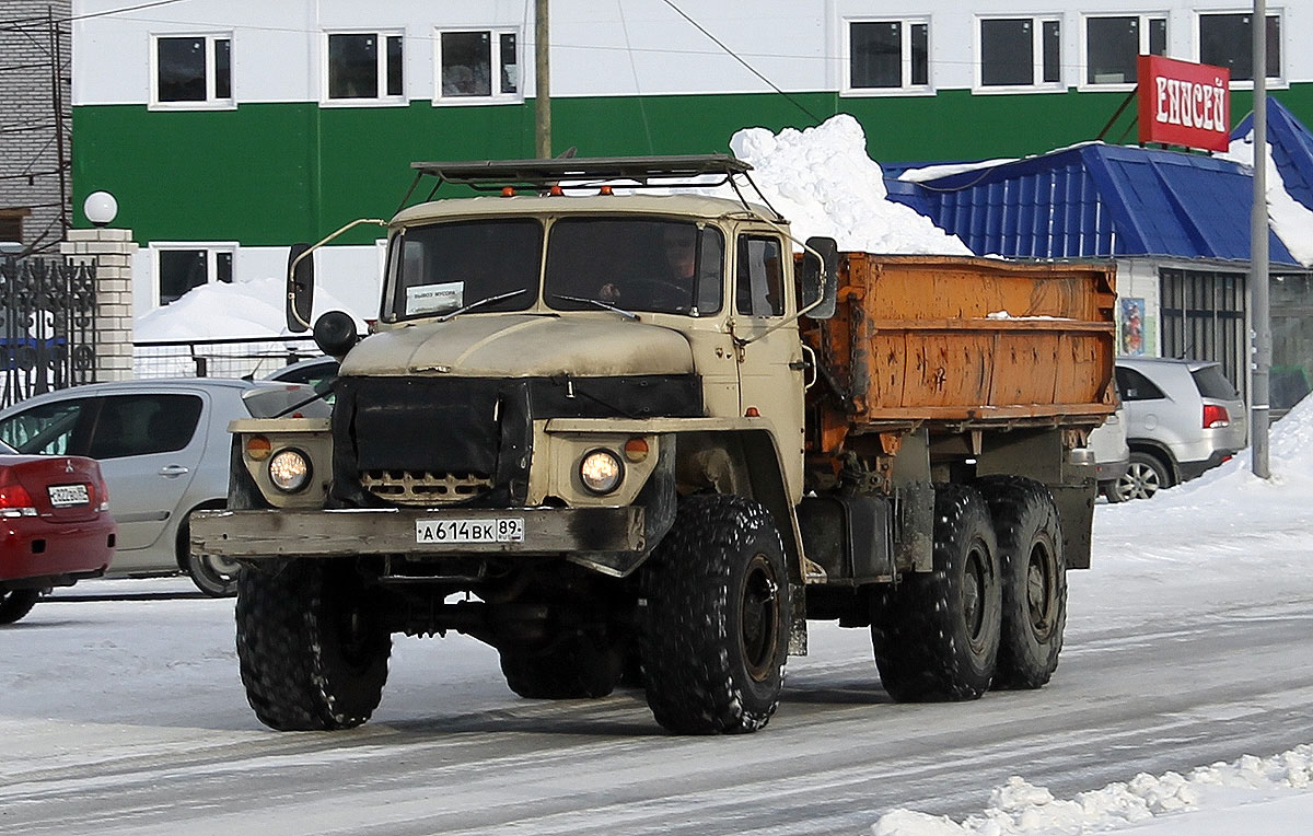 Ямало-Ненецкий автоном.округ, № А 614 ВК 89 — Урал-5557