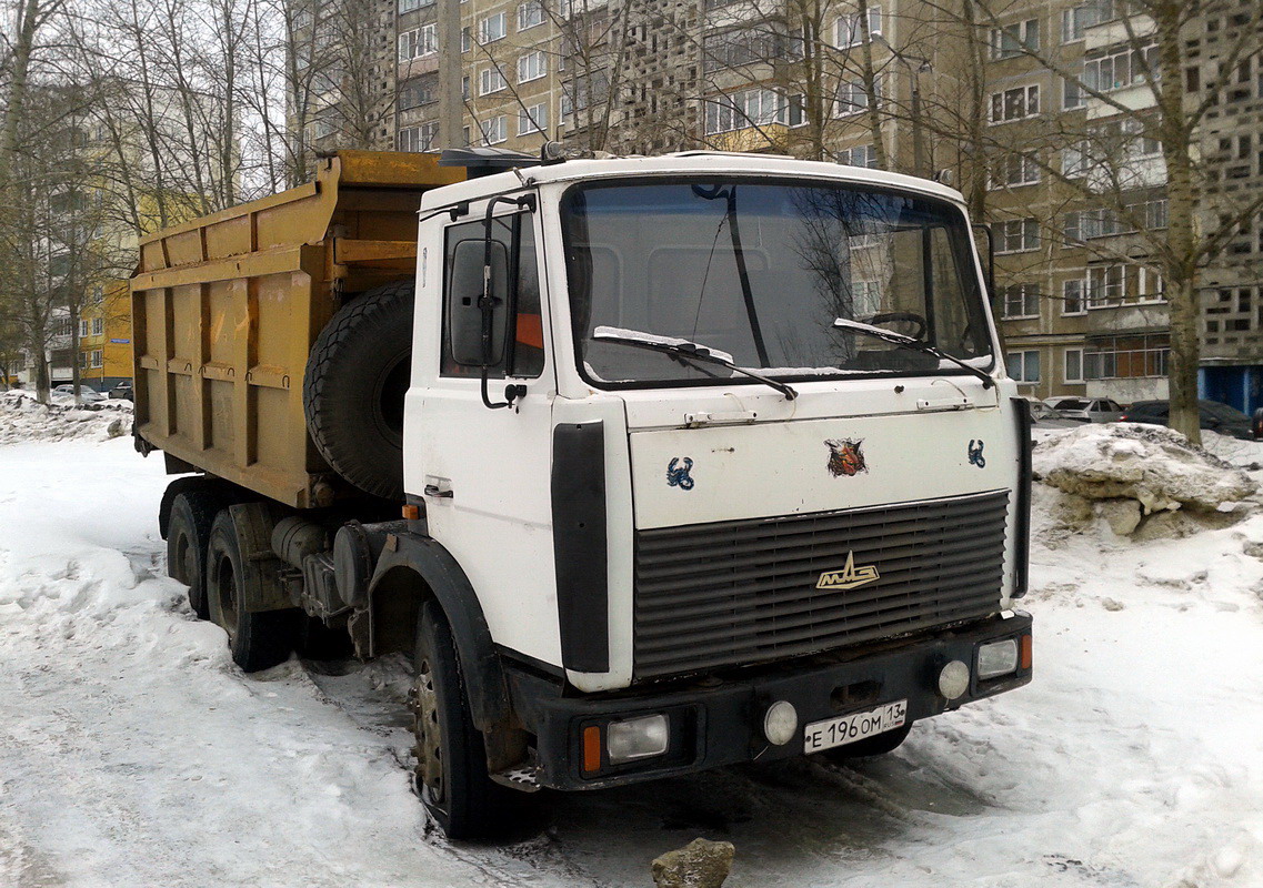 Мордовия, № Е 196 ОМ 13 — МАЗ-551605