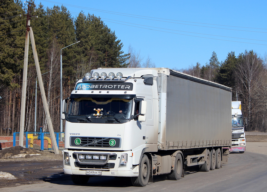 Липецкая область, № М 549 НК 48 — Volvo ('2002) FH12.440