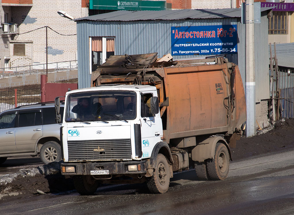 Удмуртия, № М 004 РН 18 — МАЗ-5337A2