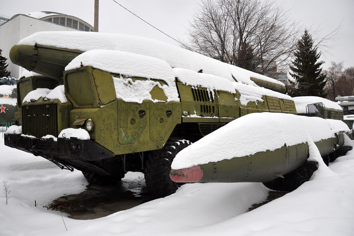 Москва, № (77) Б/Н 0040 — МАЗ-543А; Москва — Музеи