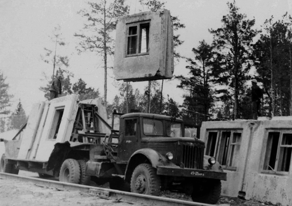 Иркутская область, № 49-25 ИРЗ — МАЗ-501; Исторические фотографии (до 2000 года) (Иркутская область)