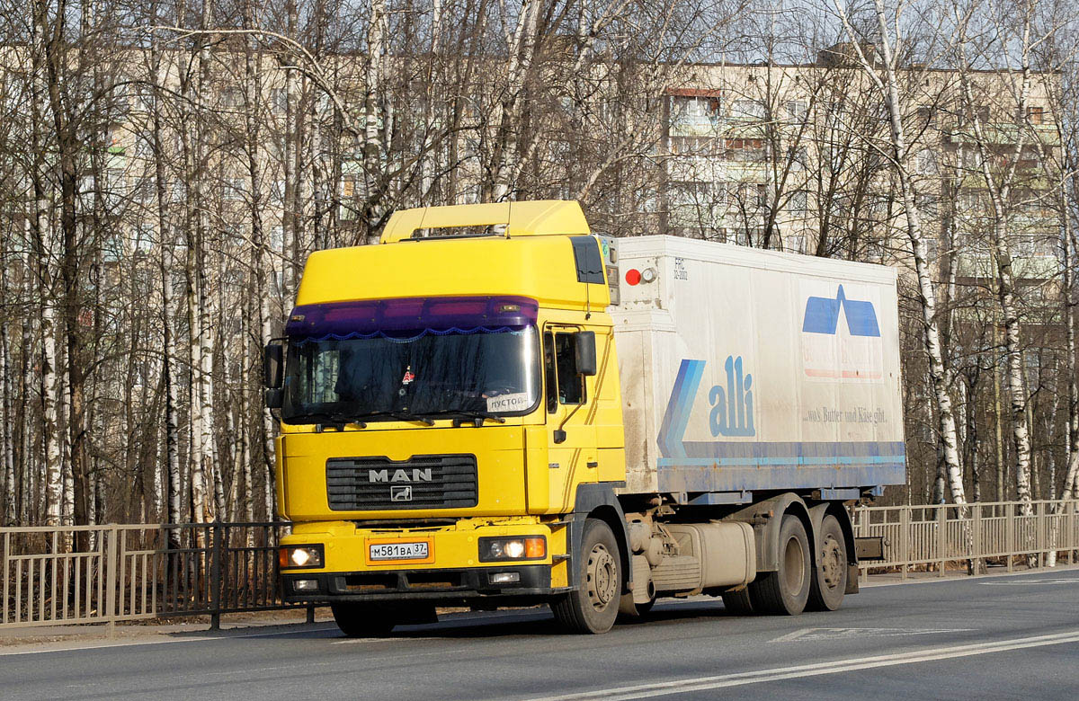 Ивановская область, № М 581 ВА 37 — MAN F2000 26.464